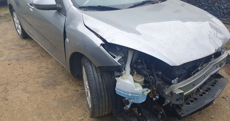 Mazda 3 cena 10500 przebieg: 149000, rok produkcji 2009 z Tłuszcz małe 29